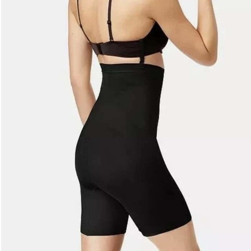 NWT Spanx OnCore High Waisted Mid-Thigh Shorts Black Large SS1915 Sculpt Firm